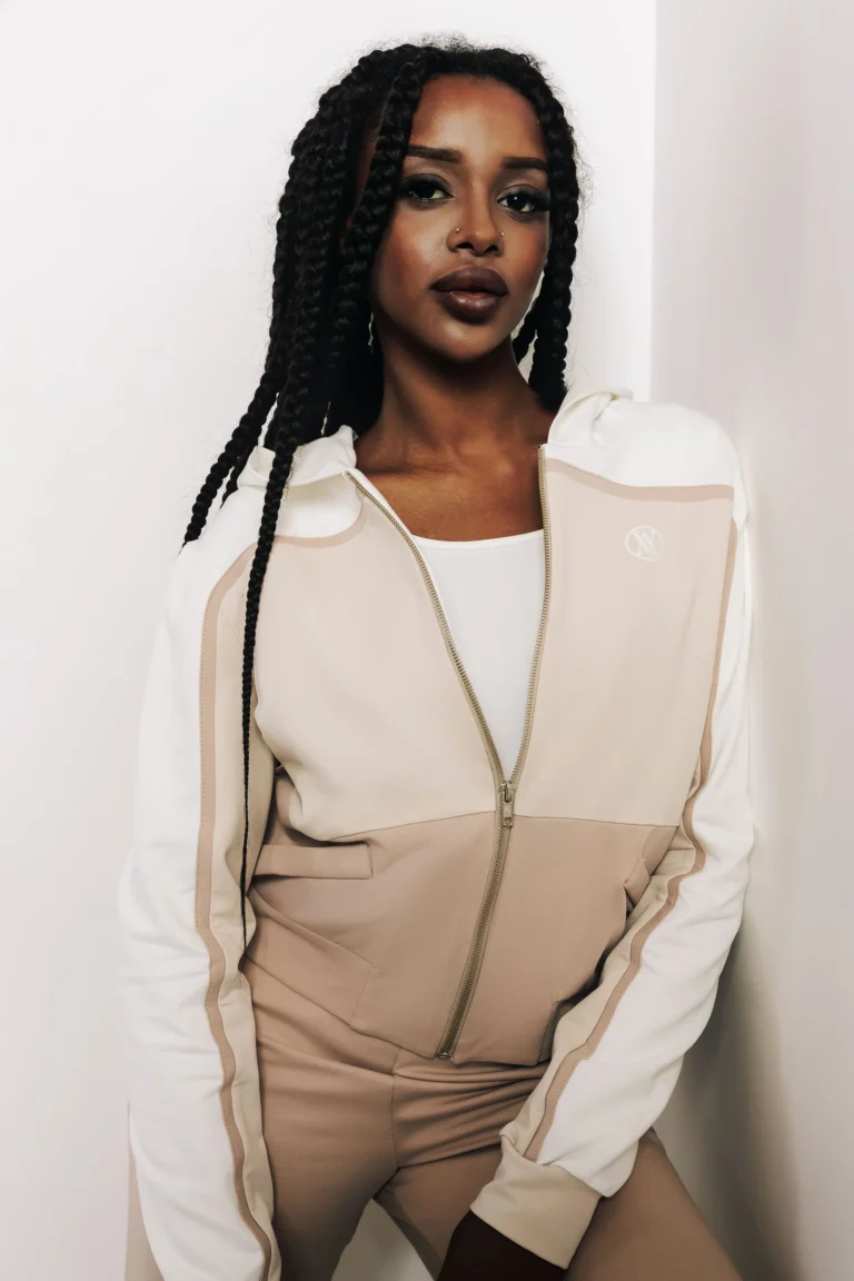 AMNESIA Kabátok / Mellények